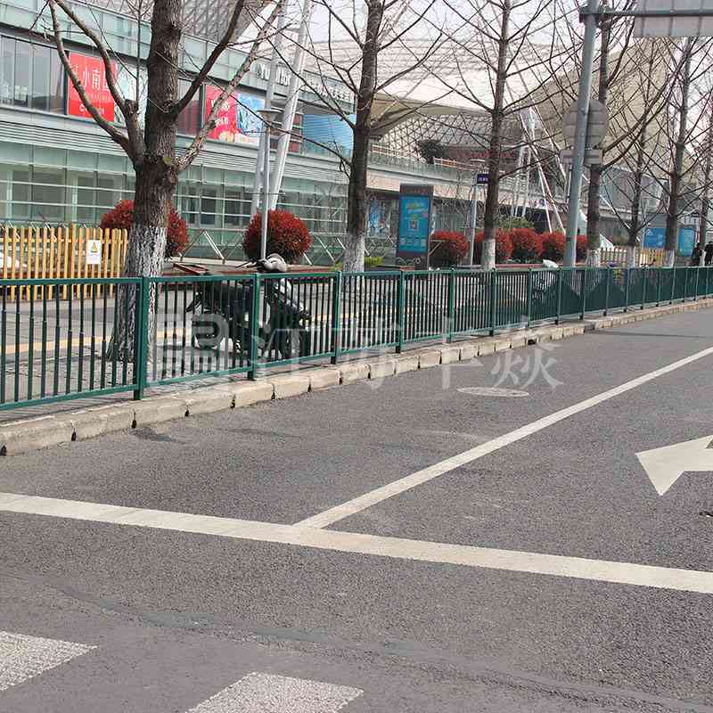 邊緣護(hù)欄