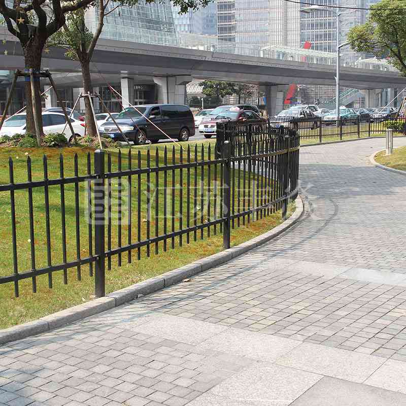 草坪護(hù)欄