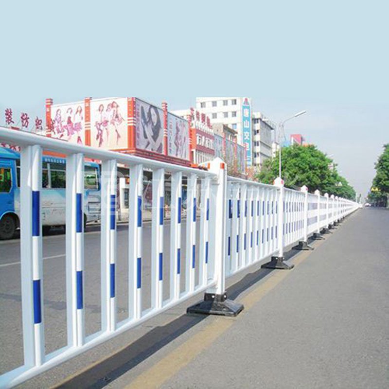 常規(guī)道路護(hù)欄