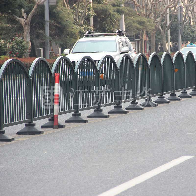 弧形護(hù)欄